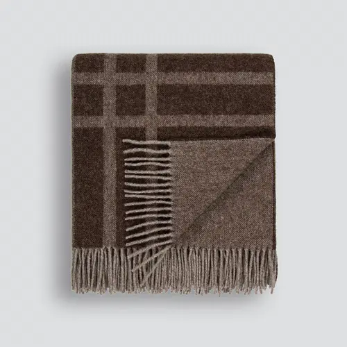 fiordland 190x220cm throw - walnut